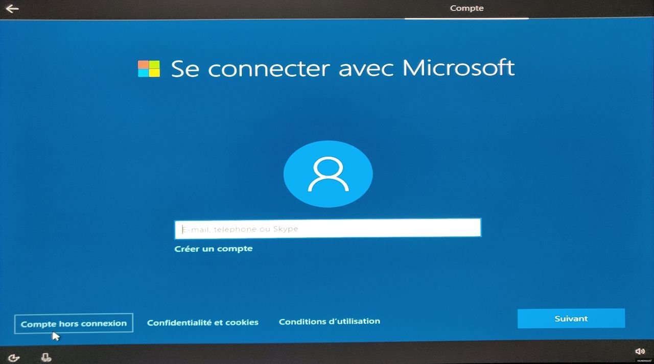 2c279489-installer-windows-10-etape-7-compte-microsoft-ou-compte-local-c-est-au-choix__w1280